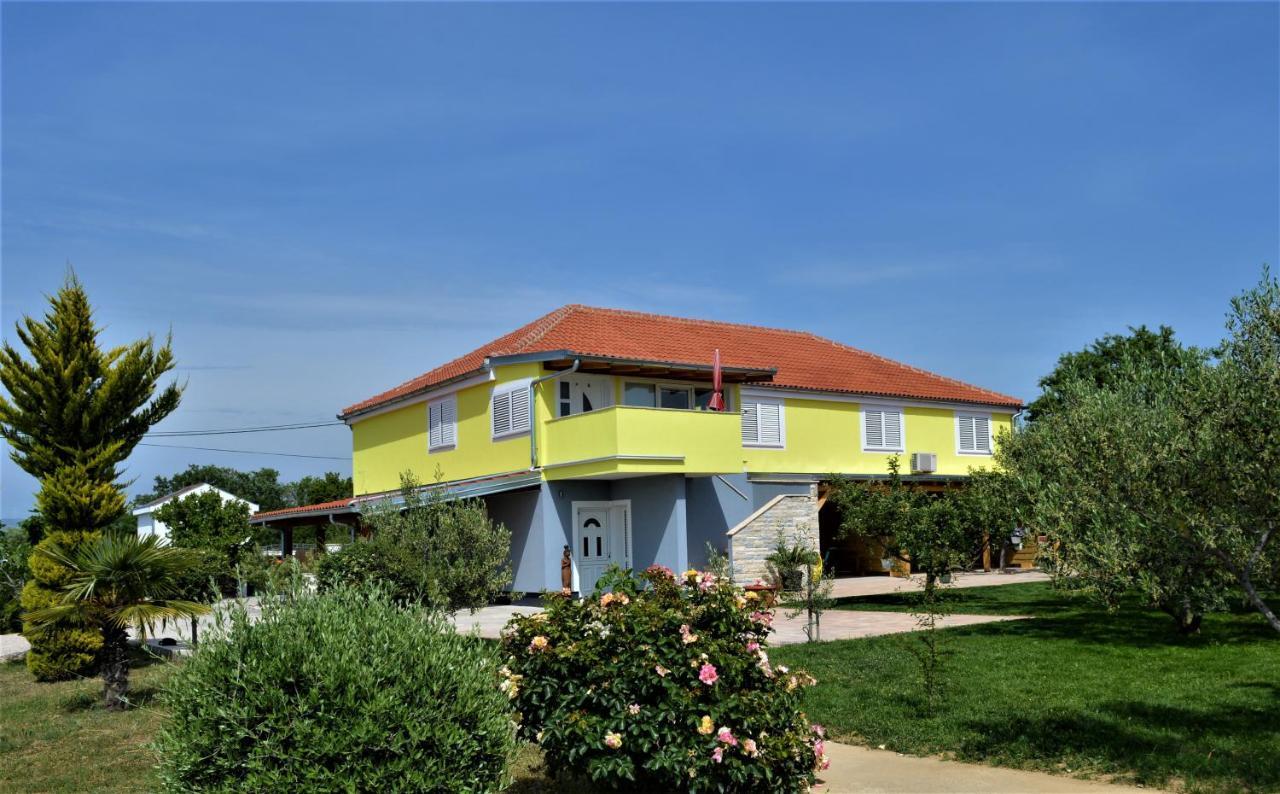 Studio Apartments Luka Biograd - Benkovac Buitenkant foto